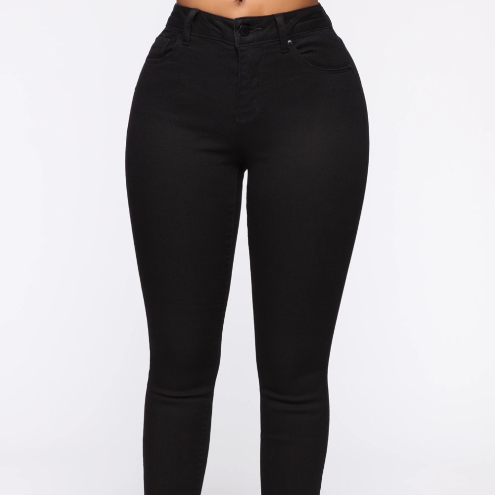 Booty Shaping Black Denim Jeans